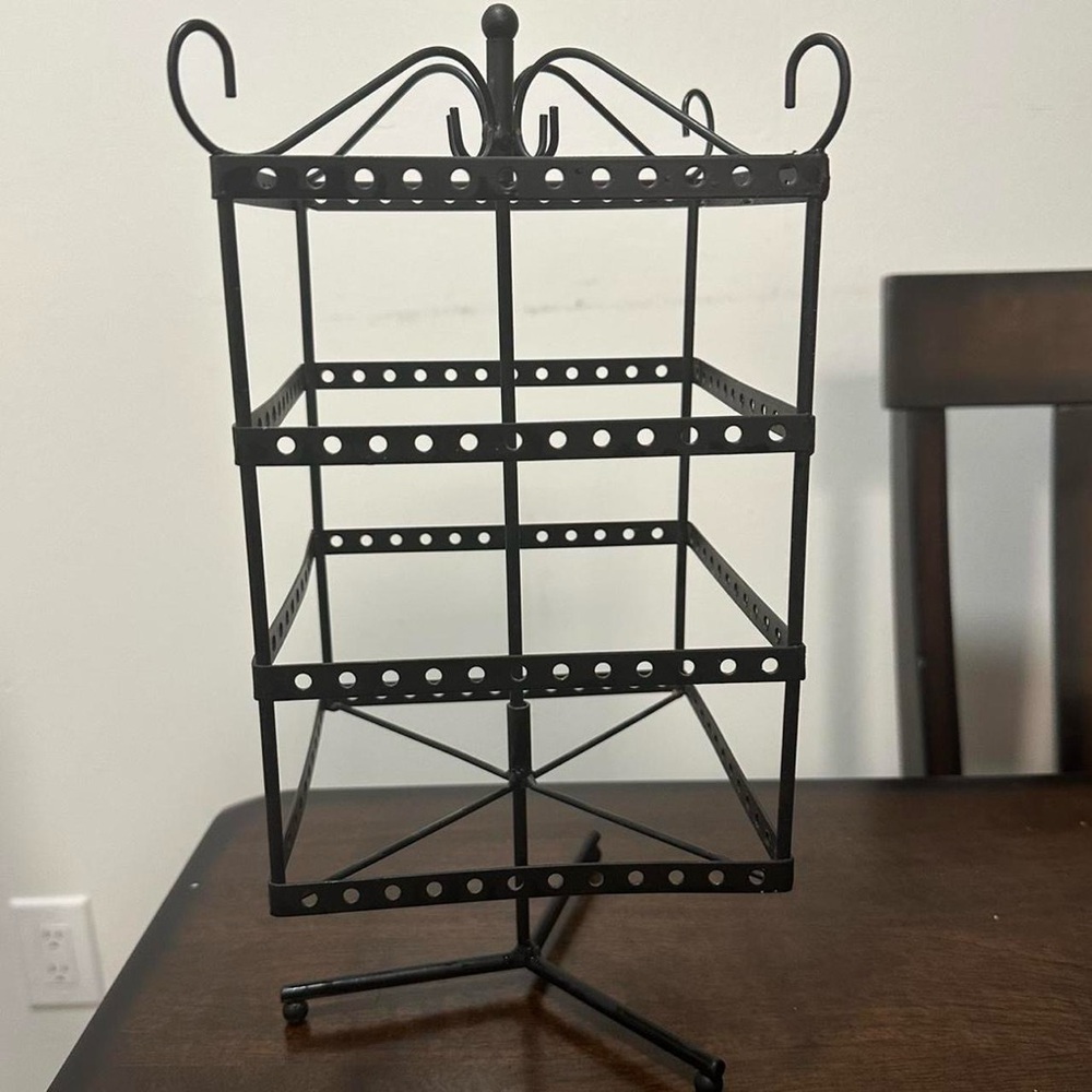 Black Metal Tiered Organizer